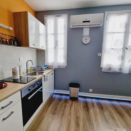 Apartament L'adresse Tranquille Douceur Et Discretion Cholet