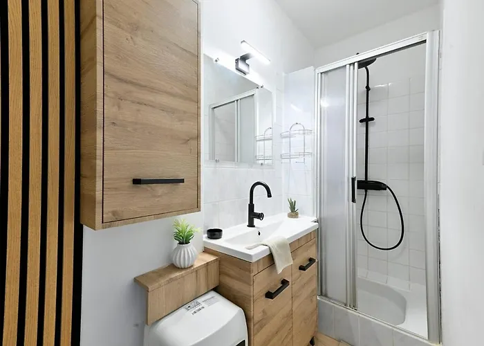 L'adresse Tranquille Douceur Et Discretion *