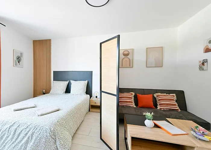 L'adresse Tranquille Douceur Et Discretion * 绍莱