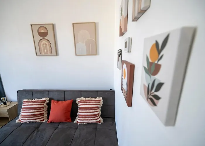 L'adresse Tranquille Douceur Et Discretion ショレ